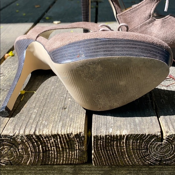 Women’s JustFab tie up heels - Picture 6 of 10